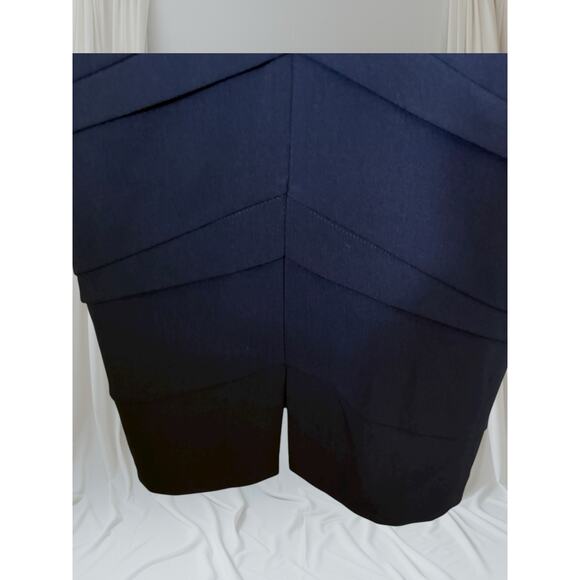 Adrianna Papell Navy Tiered Sheath Dress Size 12 Sleeveless Classic Cocktail - Picture 6 of 10